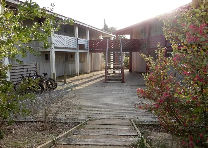 Appartement Au Domaine Du Golf Dans Residence De Vacance