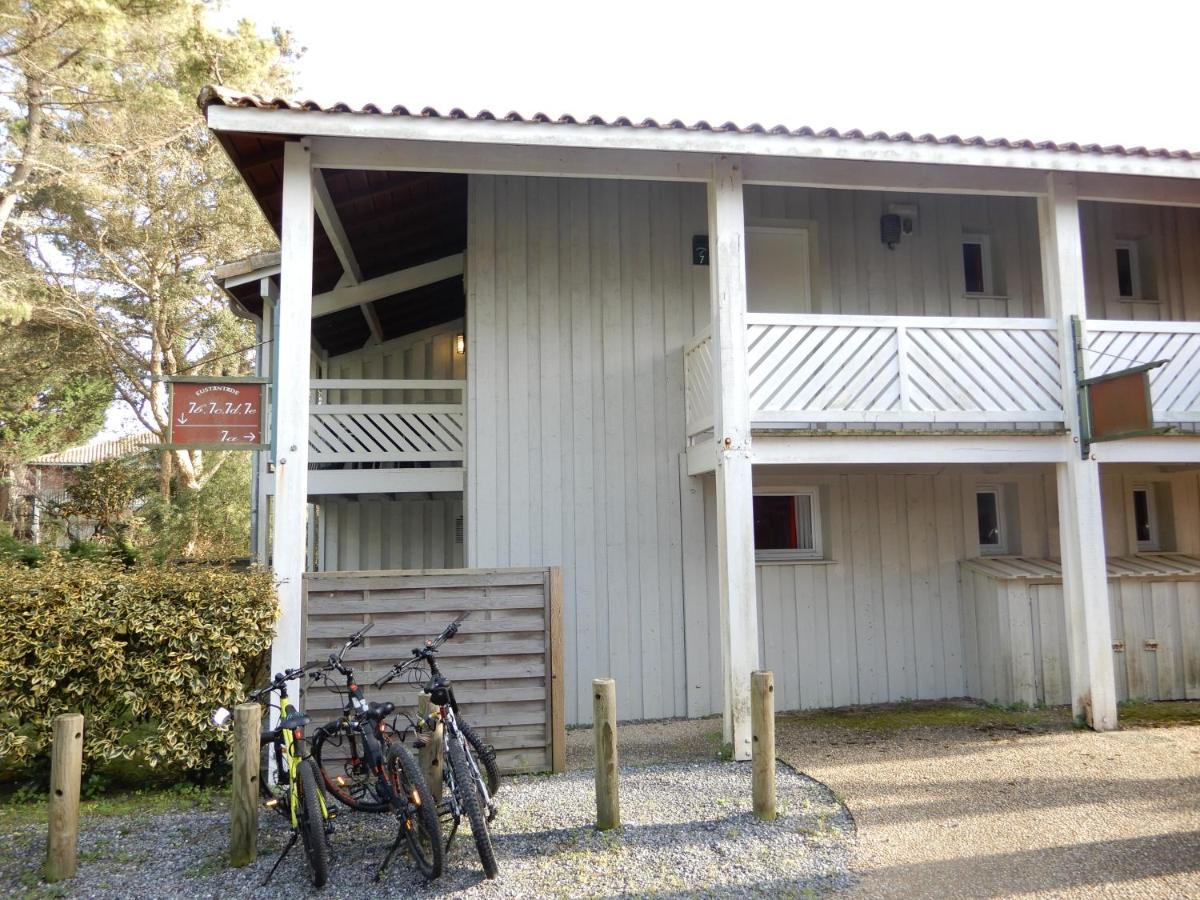 Appartement Au Domaine Du Golf Dans Résidence De Vacance